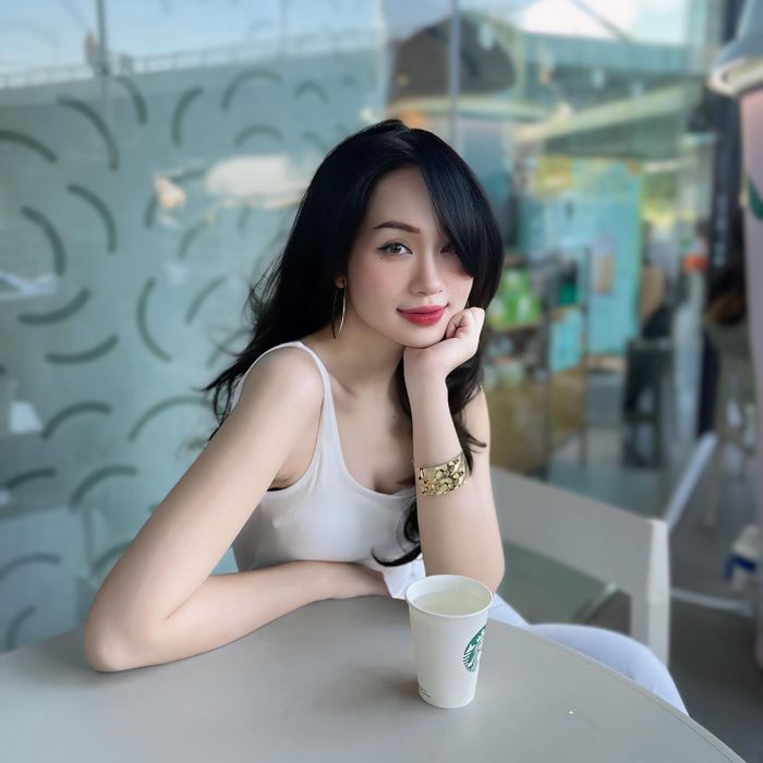 Hằng Nga